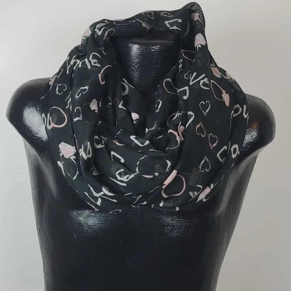Sears black Love&Rings scarf New